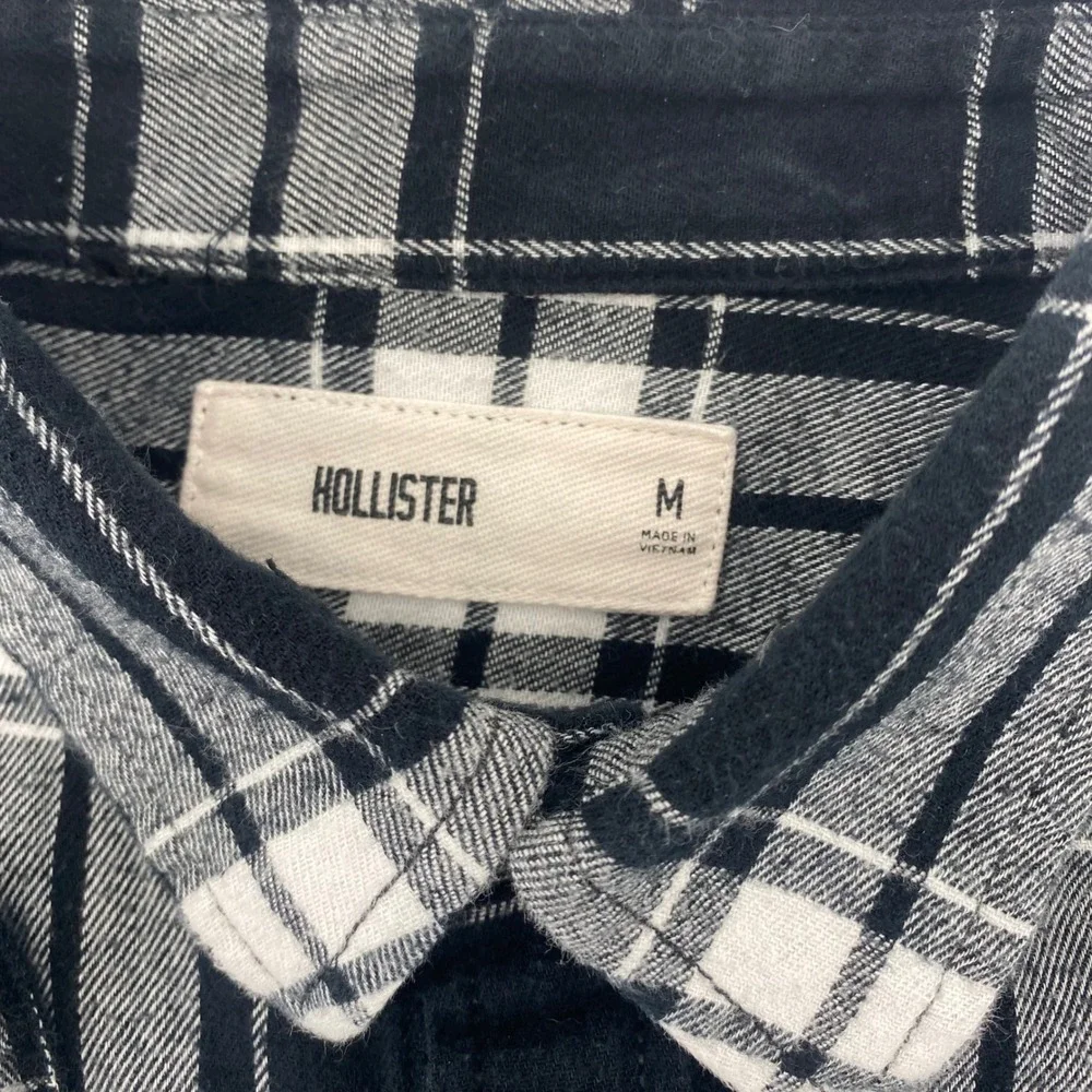 Hollister Plaid Flannel Shirt Mens Medium Black White‎ Long Sleeve Button Down